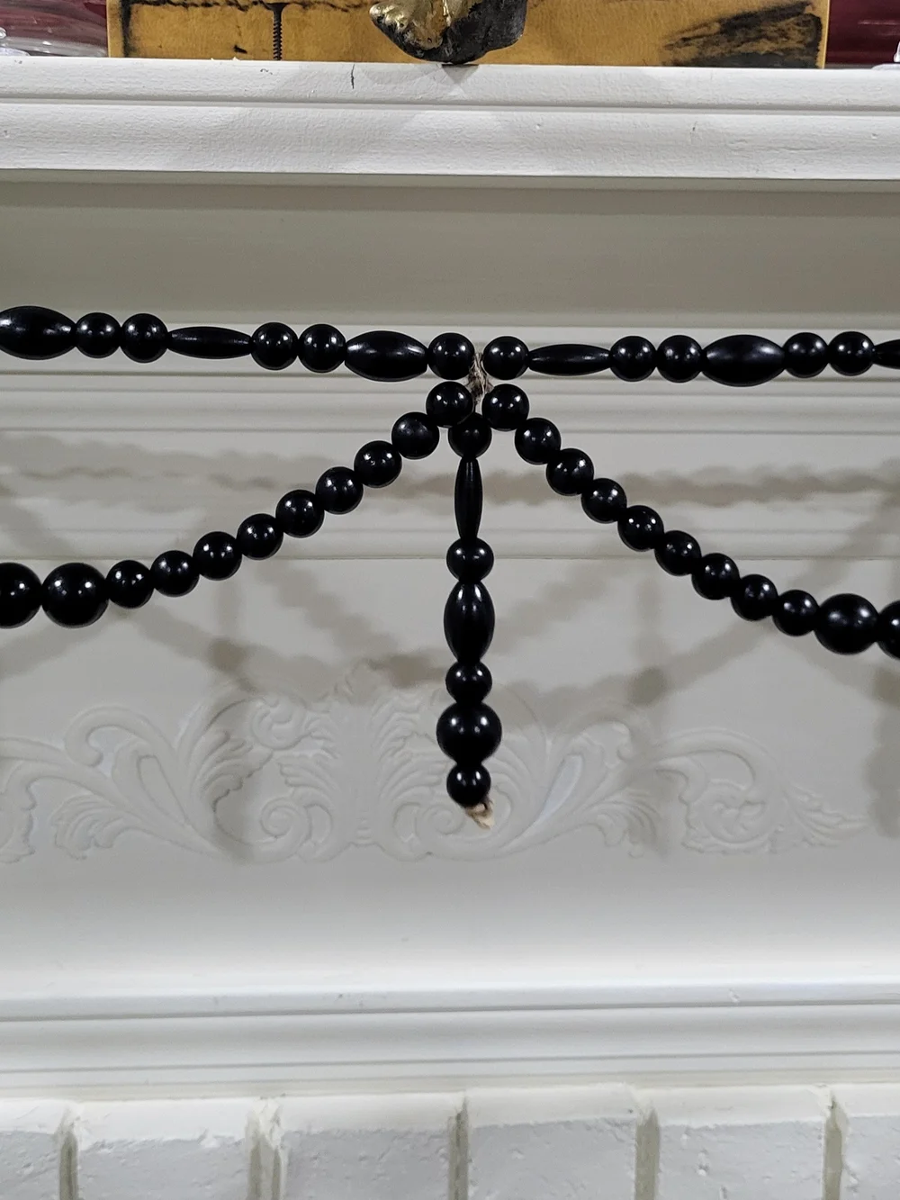 Ashland Black Beaded Garland Strand